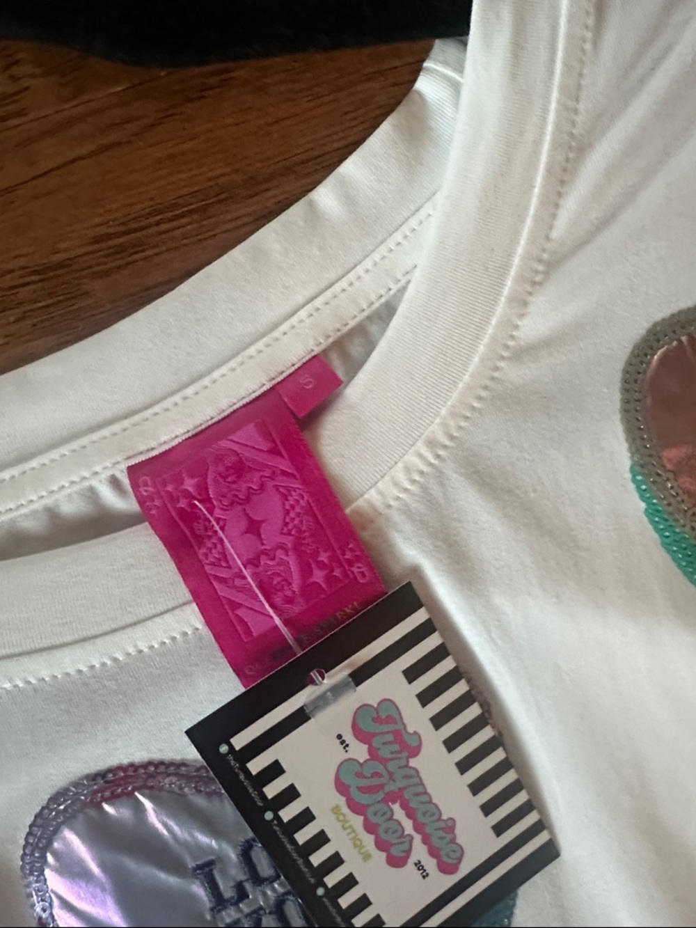 QOS NWT heart small tshirt! - Picture 2 of 3